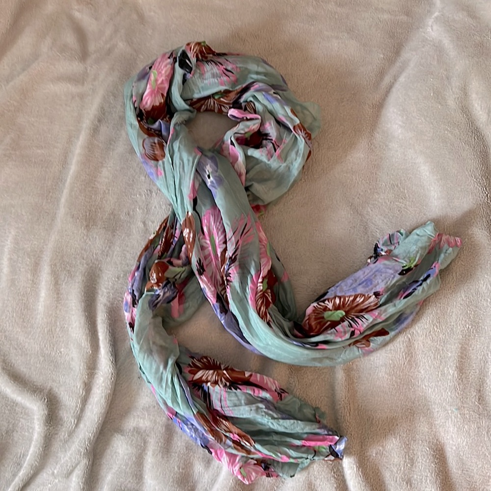 Scarf
